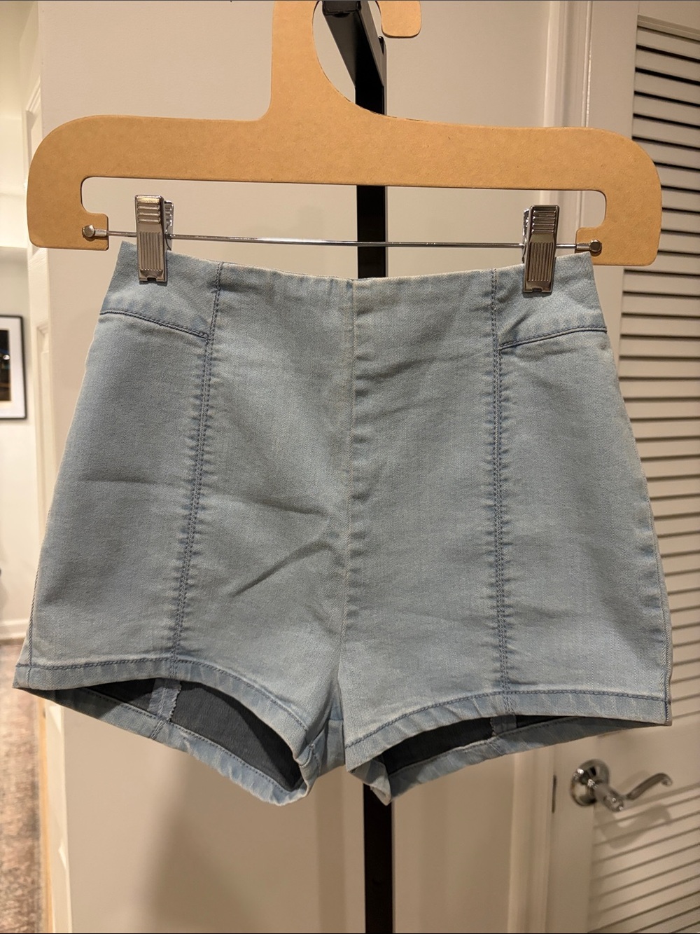 Kimchi Blue High-Waisted Denim Look Shorts